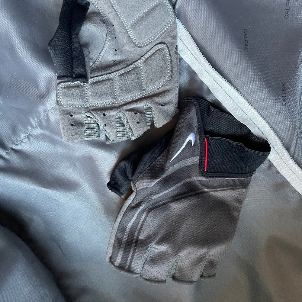Bike gloves
